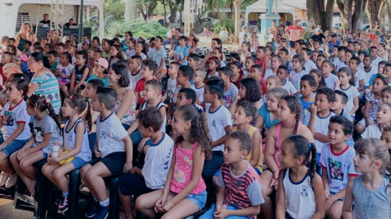 Imagem demonstrando o relacionamento com as comunidades